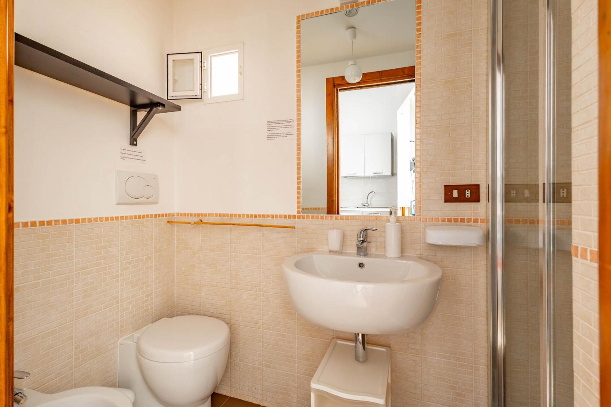 Antiche Mura Apartments "Nel Cuore Della Puglia"Bivani, Cucina, Terrazzo Тури Экстерьер фото